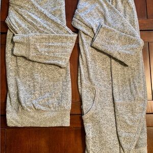 Bundle Abercrombie & Fitch Heather Gray Cardigan and matching sweater